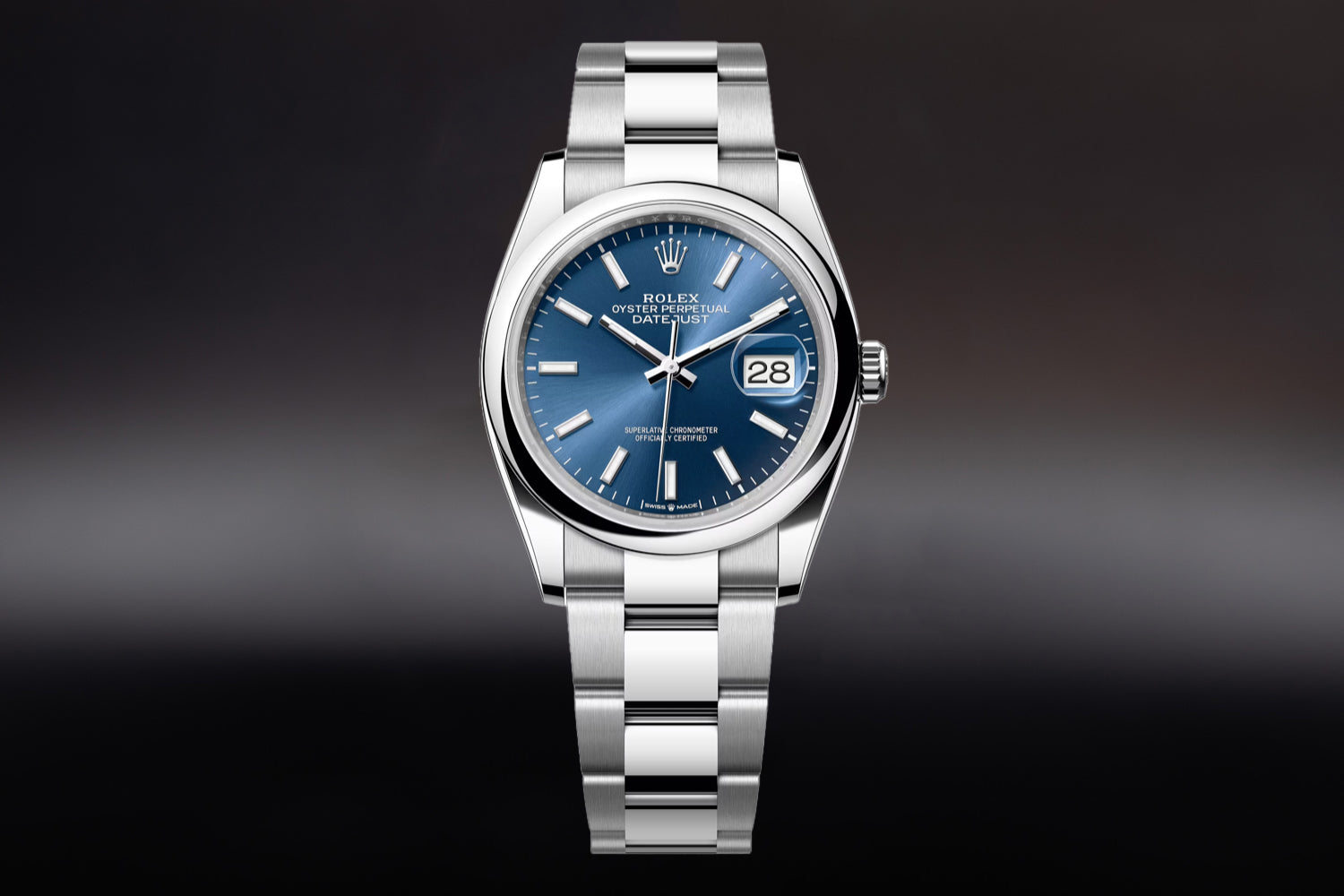 Rolex Datejust 36 stainless steel with smooth bezel and Blue Dial 126200 on oyster bracelet