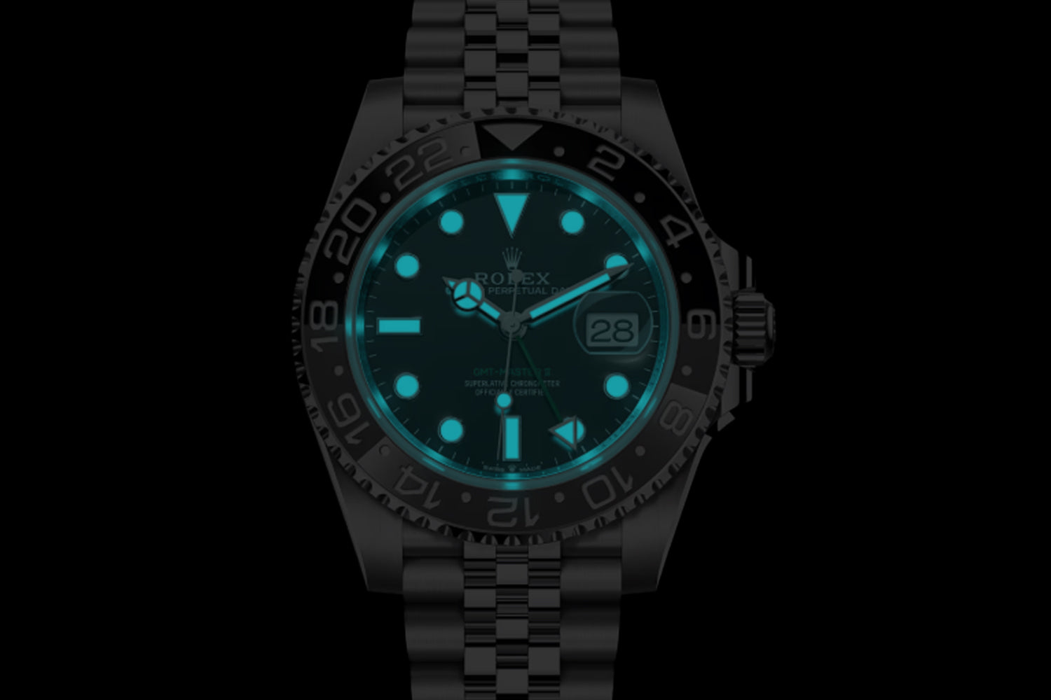 Rolex GMT-Master II stainless steel Black Dial black and grey bezel "Bruce Wayne" 126710GRNR lume