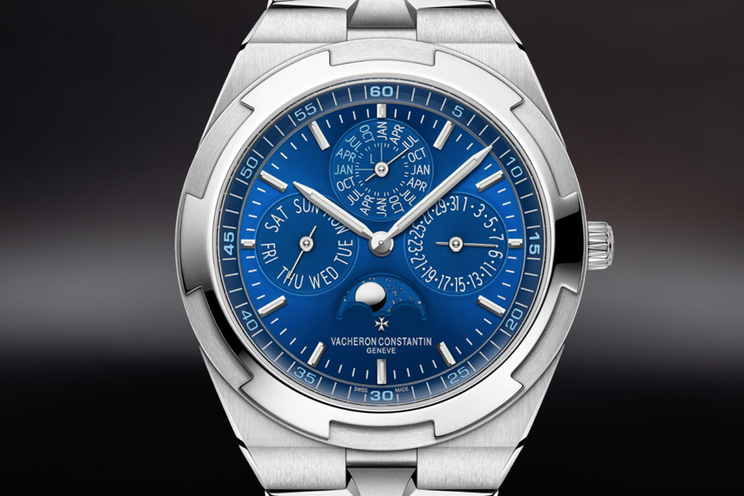 Vacheron Constantin Overseas Perpetual Calendar Ultra-Thin Blue Dial 4300V/220G-B945 in stainless steel