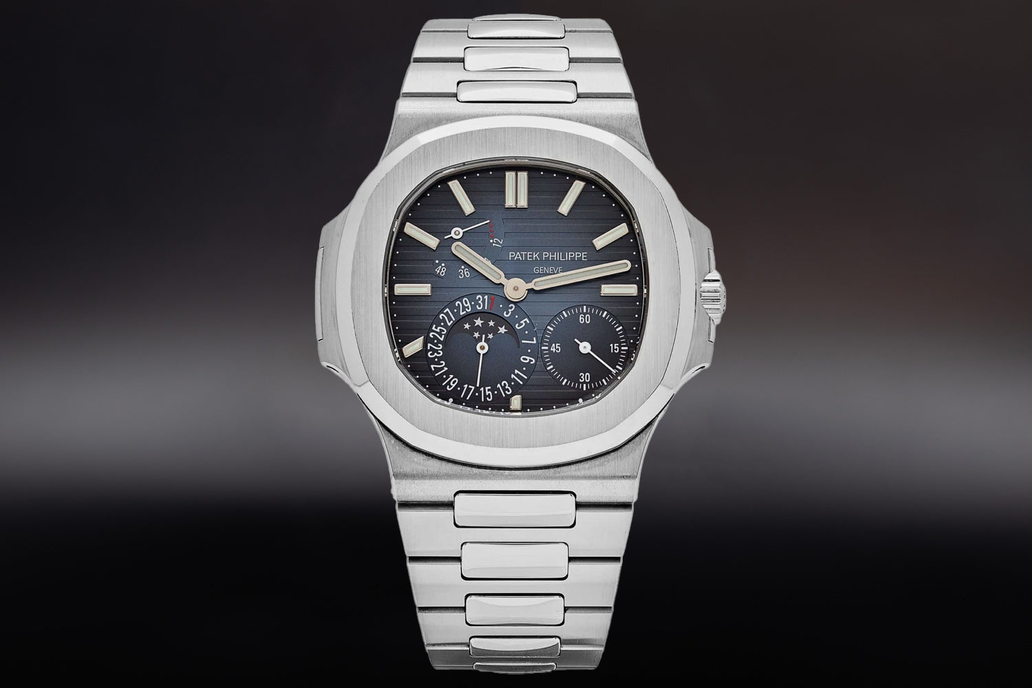 Patek Philippe Nautilus stainless steel Blue Dial Moonphase 5712/1A-001 with integrated bracelet