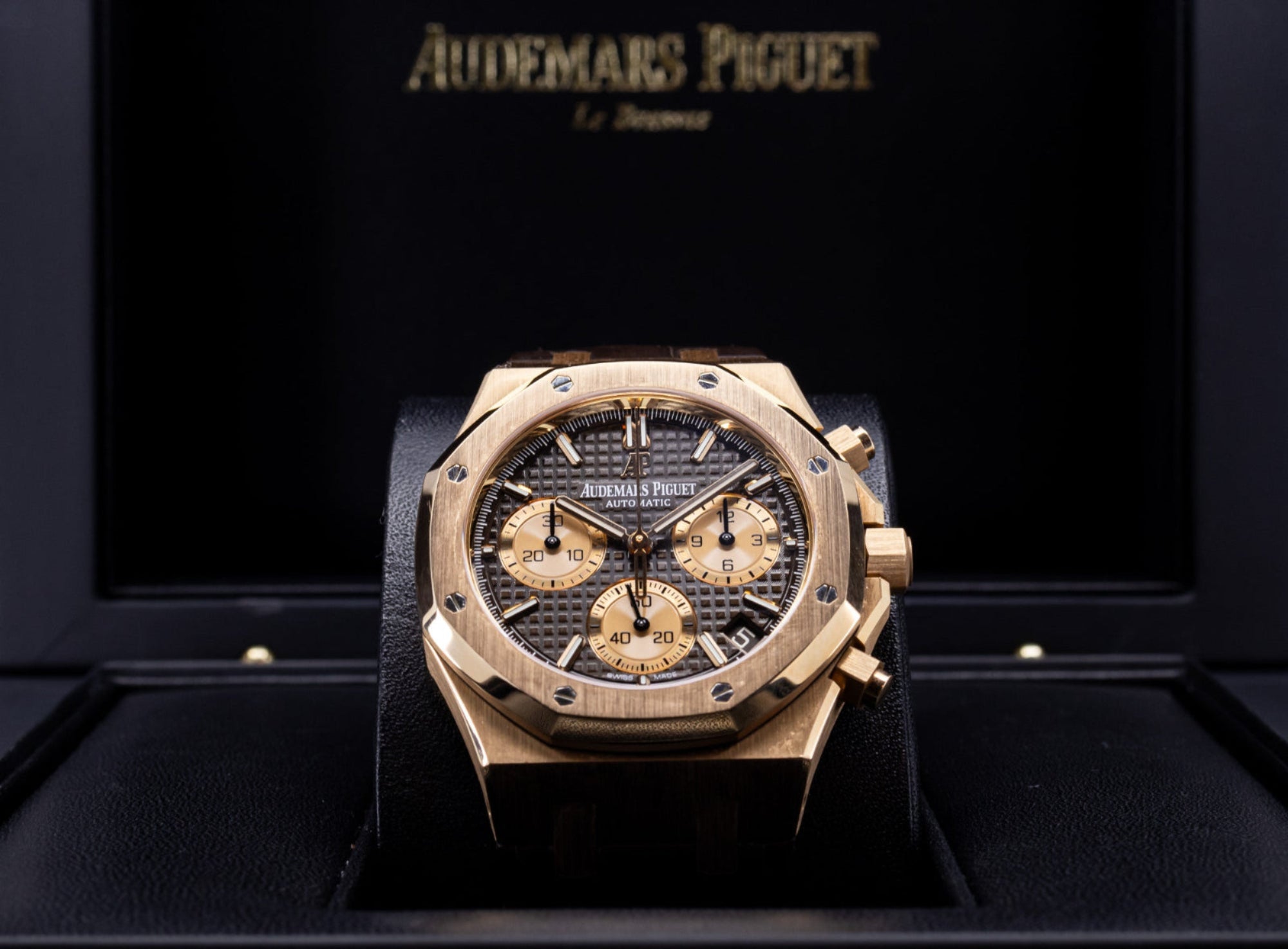 Audemars Piguet Royal Oak chronograph in rose gold with brown tapisserie dial in box