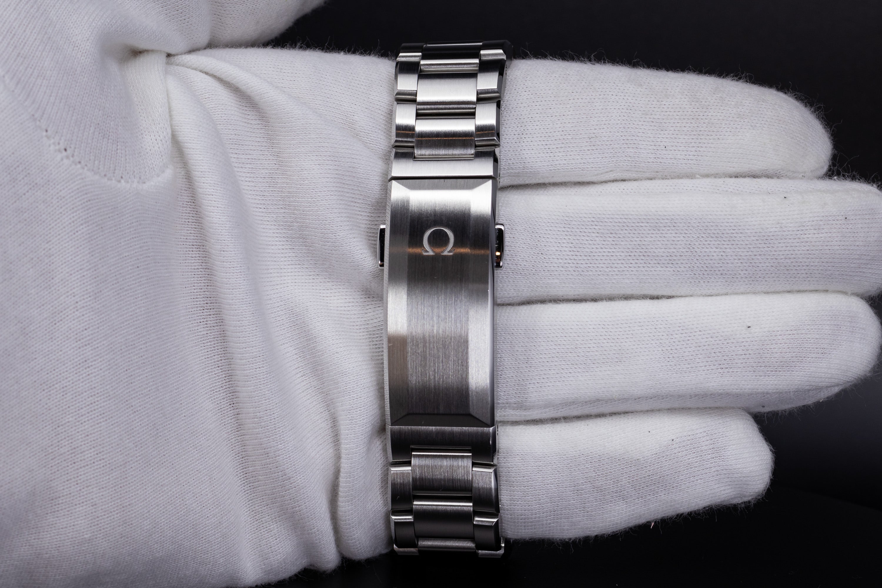 Omega Seamaster Planet Ocean Ultra Deep 6000M stainless steel 215.30.46.21.04.001 deployant clasp