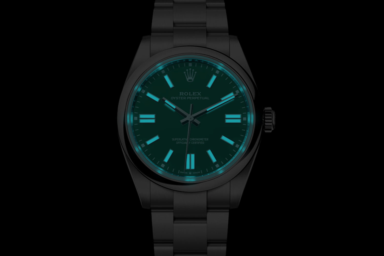 Rolex Oyster Perpetual 41 stainless steel with smooth bezel Green Dial 124300 lume