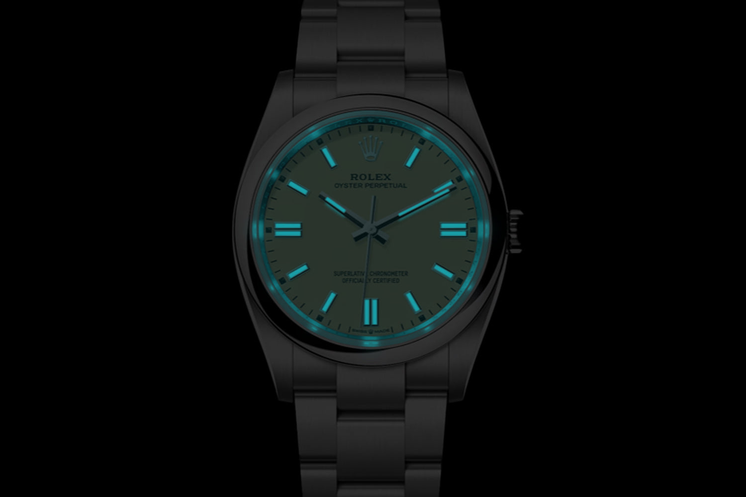 Rolex Oyster Perpetual 41 stainless steel with smooth bezel and Yellow Dial 124300 lume