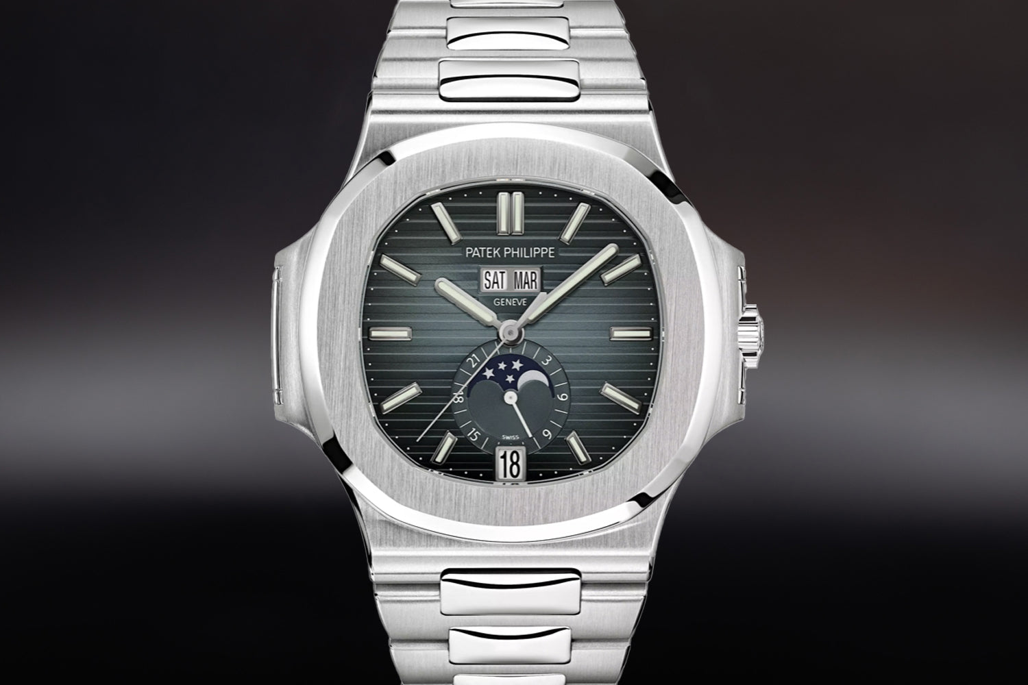 Patek Philippe Nautilus Blue-Gray Dial Annual Calendar 5726/1A-014